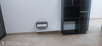 Room in 4 BHK Builder Floor at Janakpuri – for Sale