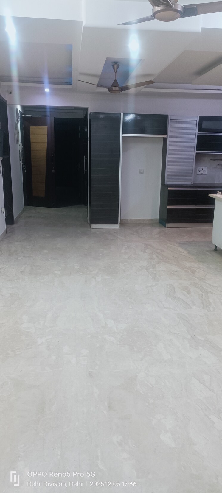 Room, janakpuri 4 Bedroom 3370 Sq.Ft. Builder Floor In Janakpuri Delhi 9581512