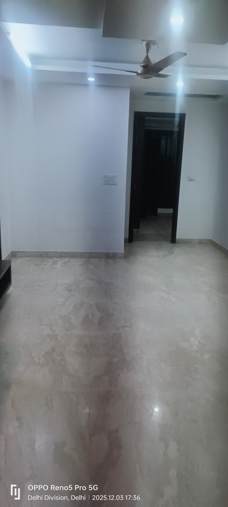 Room, janakpuri 4 Bedroom 3370 Sq.Ft. Builder Floor In Janakpuri Delhi 9581512