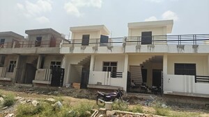 2 BHK Independent House For Sale in Deva Road