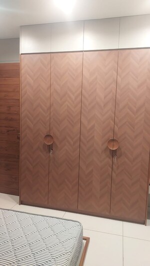 Bedroom in 4 BHK Apartment at Vastrapur – for Rent