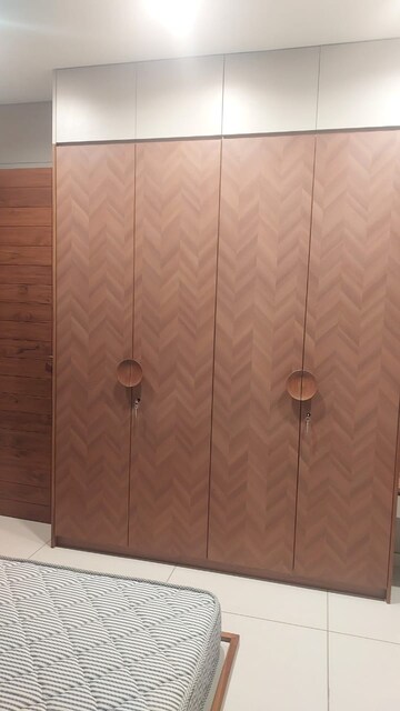 Bedroom in 4 BHK Apartment at Vastrapur – for Rent