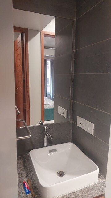 Attached Bathroom in 4 BHK Apartment at Vastrapur – for Rent