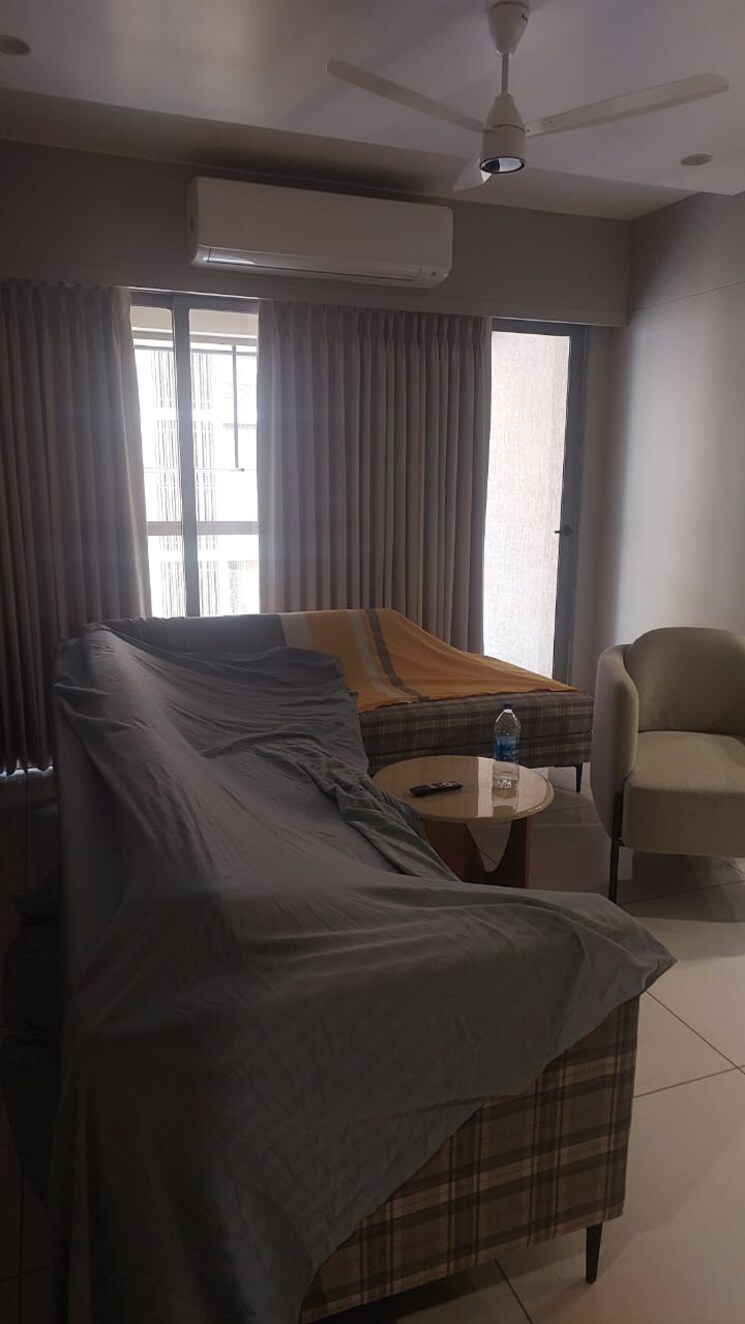 Living Room, vastrapur 4 Bedroom 2750 Sq.Ft. Apartment In Vastrapur Ahmedabad 9581528