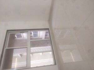 Furnished Amenities in 2 BHK Apartment at Worli – for Rent