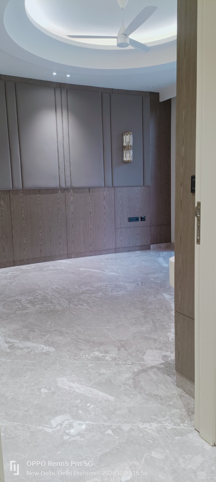 Bathroom, janakpuri 4 Bedroom 2925 Sq.Ft. Builder Floor In Janakpuri Delhi 9581547