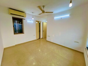 Room in 3 BHK Apartment at Kalpataru Aura, Ghatkopar West – for Rent