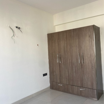 Room in 3 BHK Apartment at Ananta Lifestyle, International Airport Road – for Rent