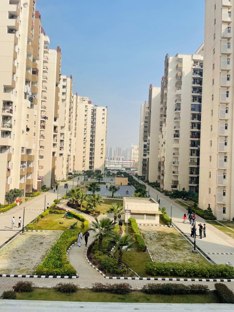 Exterior View, amrapali-leisure-park 3 Bedroom 1145 Sq.Ft. Apartment In Amrapali Leisure Valley Greater Noida 9581400