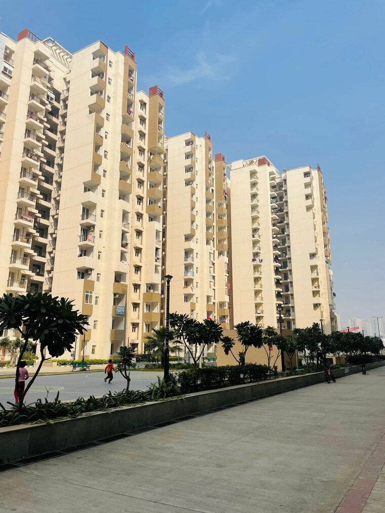Exterior View, amrapali-leisure-park 3 Bedroom 1145 Sq.Ft. Apartment In Amrapali Leisure Valley Greater Noida 9581400