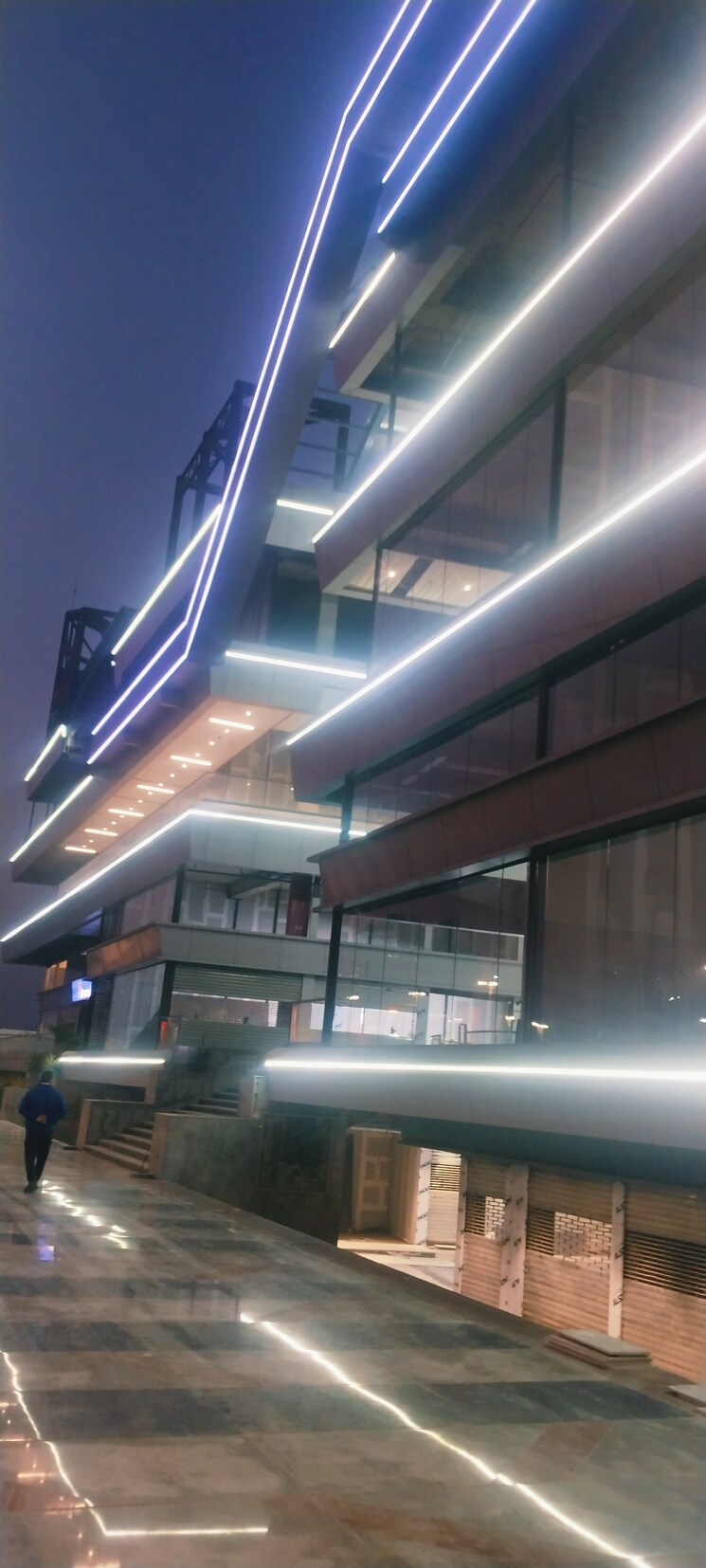 undefined, ska-arcadia Commercial Shop 650 Sq.Ft. In Wave City Ghaziabad 9581620