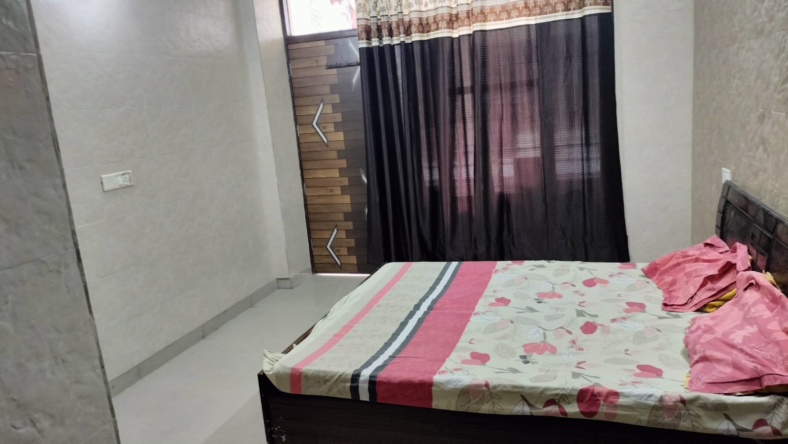3 BHK + Pooja Room 1350 Sq.Ft. Apartment in Gomti Homes