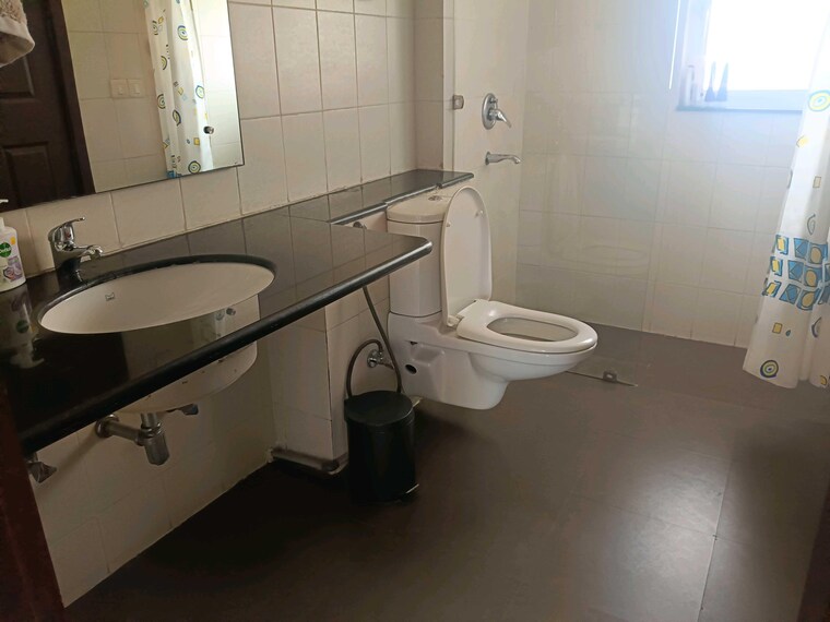 Attached Bathroom, unitech-harmony 3.5 Bedroom 2700 Sq.Ft. Apartment In Sector 50 Gurgaon 9581634