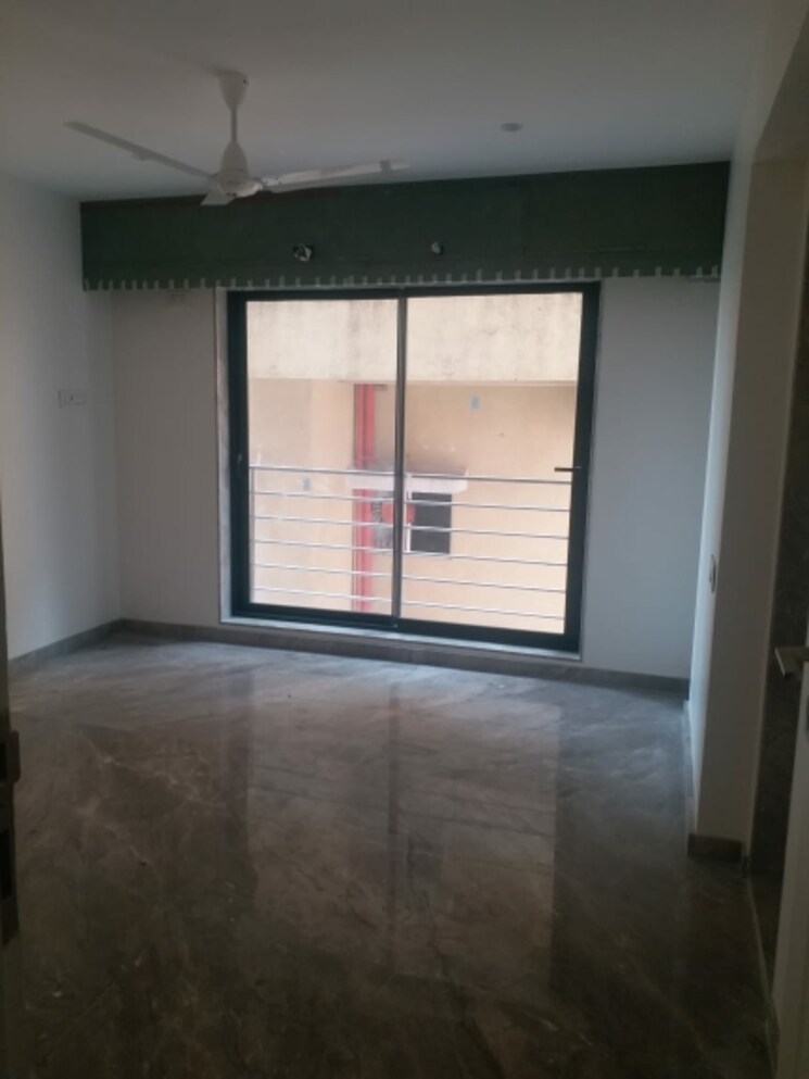Room, juhu-scheme 4 Bedroom 1700 Sq.Ft. Apartment In Juhu Mumbai 9581657