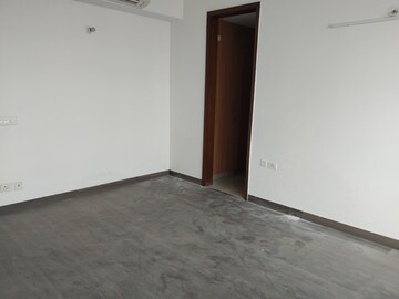 Room in 2 BHK Apartment at Jaypee Kalypso Court, Sector 128 – for Rent