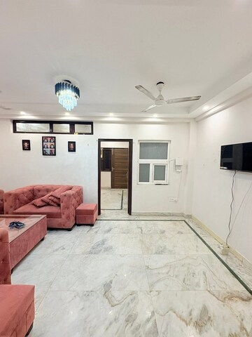 Bedroom in 1 BHK Builder Floor at Saket – for Rent
