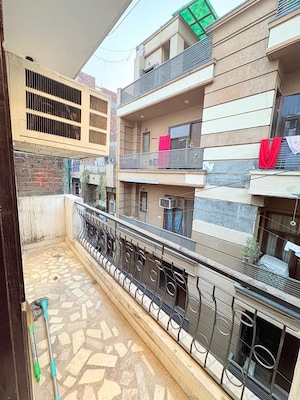 Balcony in 1 BHK Builder Floor at Saket – for Rent