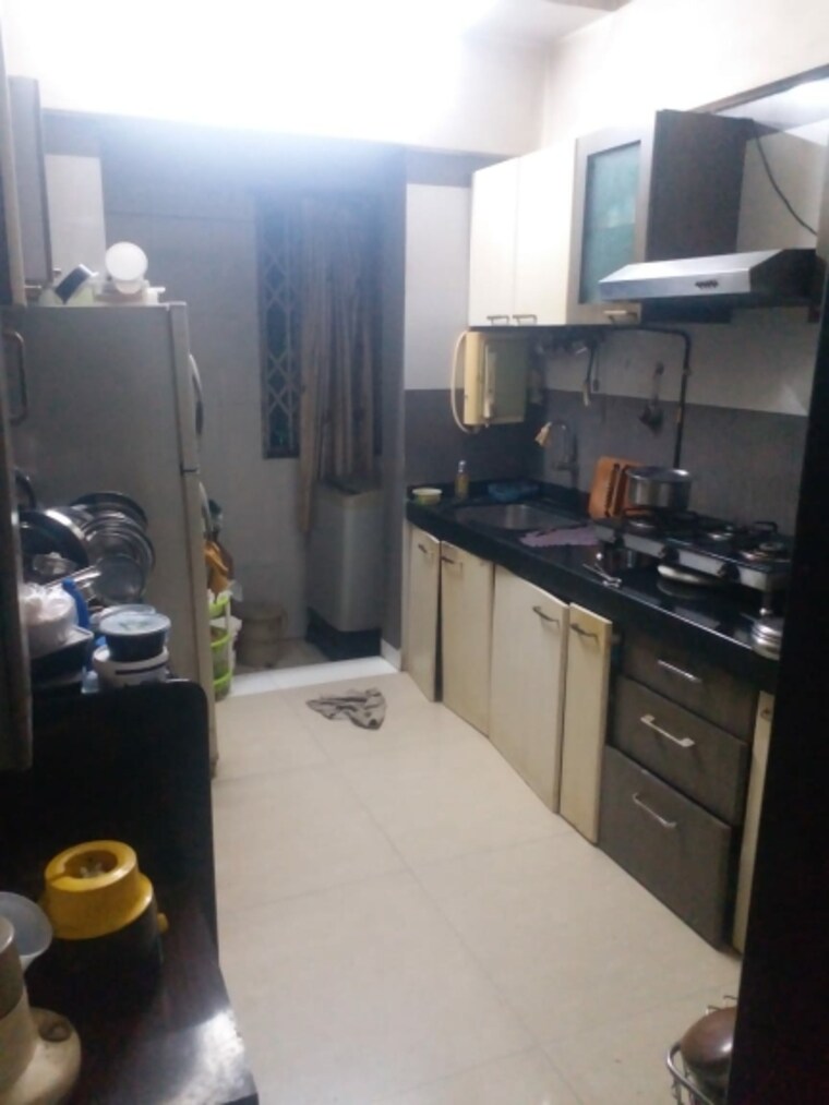Kitchen, daffodils-chs 3 Bedroom 1100 Sq.Ft. Apartment In Vile Parle West Mumbai 9581723