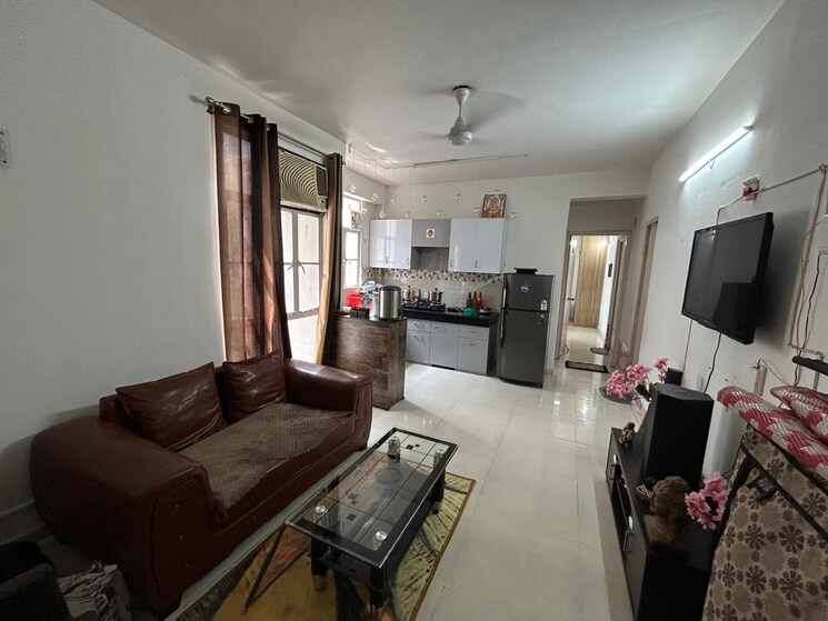 Living Room, signature-global-signum-107 2 Bedroom 554 Sq.Ft. Apartment In Sector 107 Gurgaon 9581712