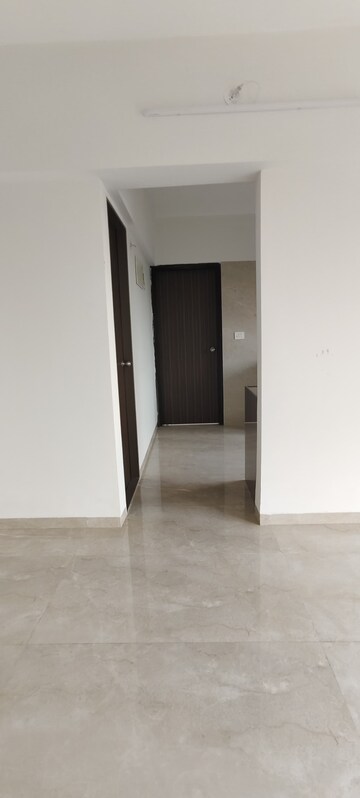 Room in 1 BHK Apartment at Ami Vini Solitaire, Dahisar West – for Sale