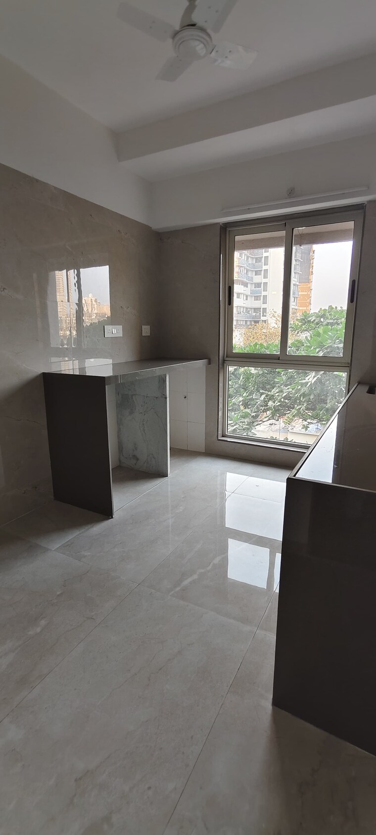 Kitchen, ami-vini-solitaire 1 Bedroom 420 Sq.Ft. Apartment In Dahisar West Mumbai 9581715
