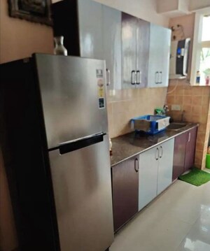 Kitchen in 3 BHK Apartment at Gomti Nagar – for Rent