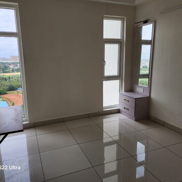 Room in 3 BHK Apartment at Ardente Pine Grove, Rayasandra – for Rent