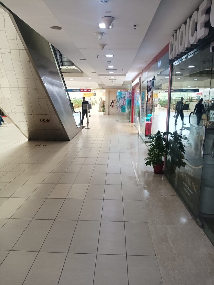  Parking, ats-rhapsody 4 Bedroom 2400 Sq.Ft. Apartment In Sector 1 Greater Noida Greater Noida 9581740