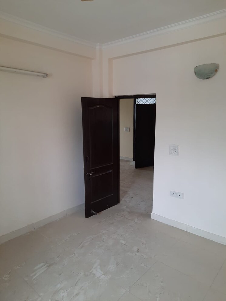 Room, canal road 2 Bedroom 1200 Sq.Ft. Builder Floor In Canal Road Dehradun 9581734