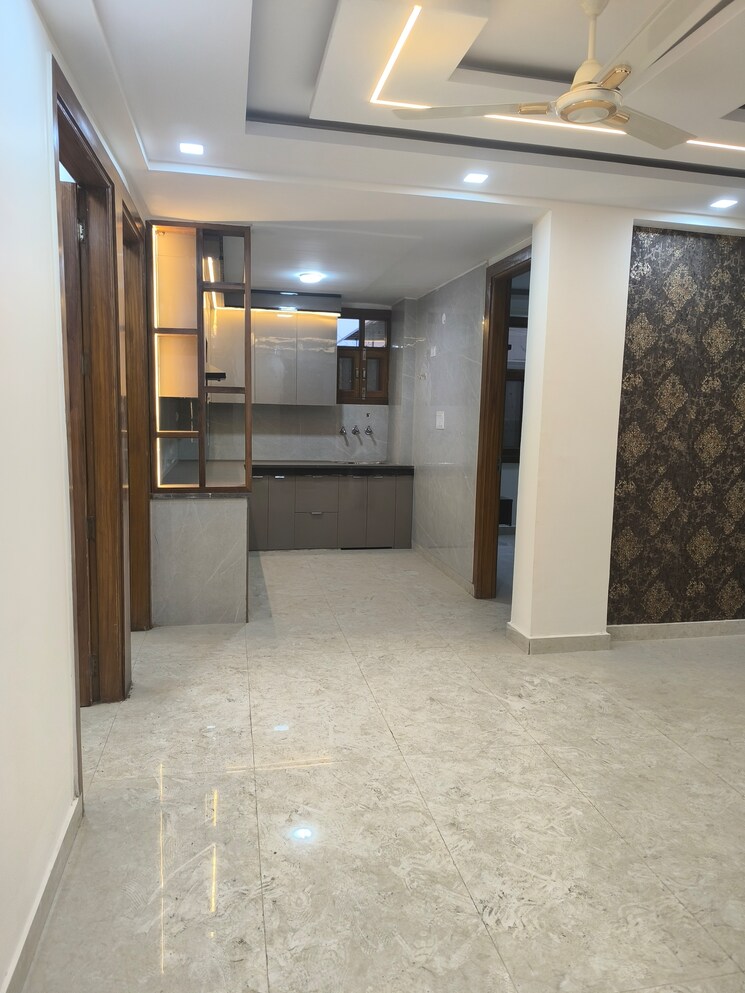 Room, dwarka 3 Bedroom 1200 Sq.Ft. Builder Floor In Dwarka Delhi 9581782