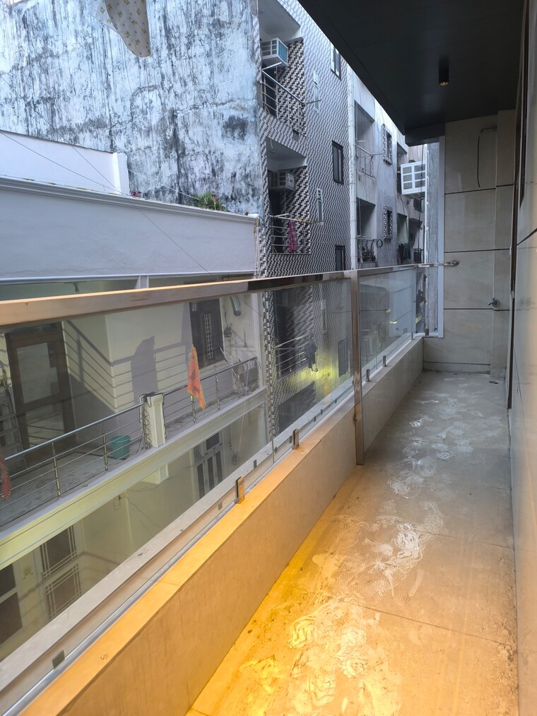 Balcony, dwarka 3 Bedroom 1200 Sq.Ft. Builder Floor In Dwarka Delhi 9581782