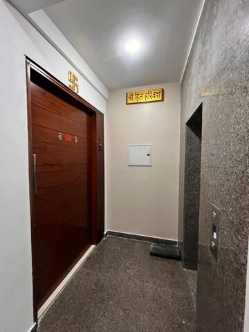 Building Lobby in 4 BHK Builder Floor at Eros Rosewood Villas, Sector 50 – for Sale