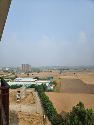 1 BHK Apartment – Entrance View at Ambala Highway - for Rent