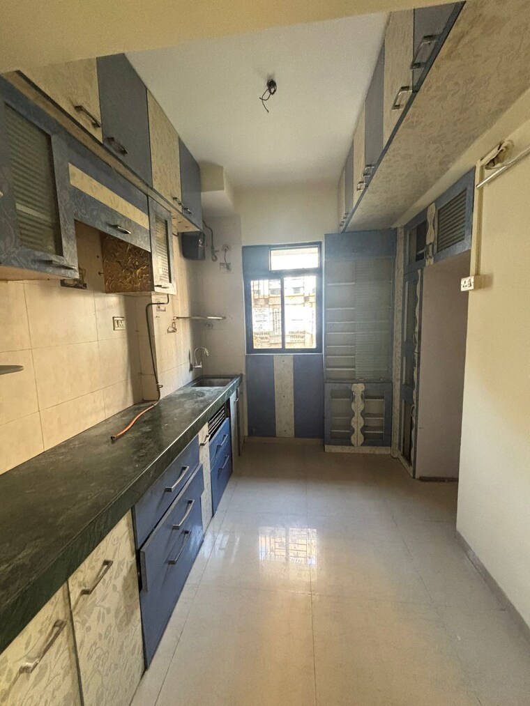 Kitchen, kasarvadavali 1 Bedroom 400 Sq.Ft. Apartment In Kasarvadavali Thane 9581791