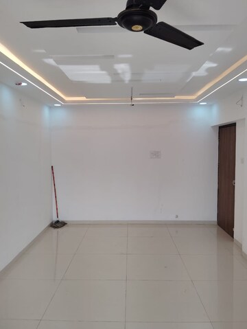 Furnished Amenities in 2 BHK Apartment at Avant Hillway, Goregaon East – for Rent