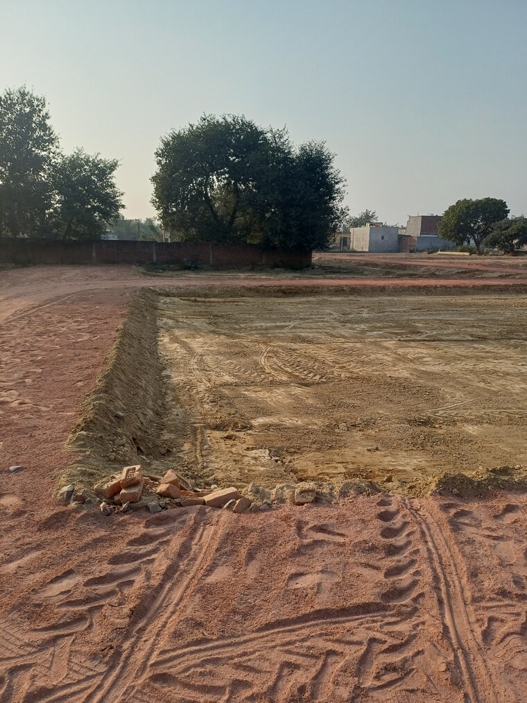 undefined, bhopani  135 Sq.Yd. Plot In Bhopani Faridabad 9581808