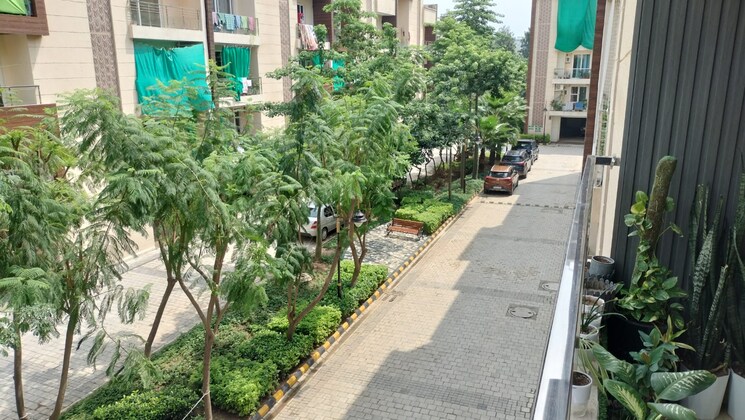 Balcony, highland-park-chandigarh 2 Bedroom 1156 Sq.Ft. Apartment In Bhabat Zirakpur 9581822