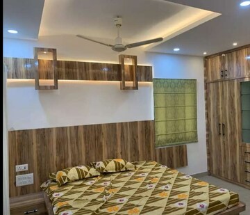 Bedroom in 3 BHK Apartment at Gomti Nagar – for Rent