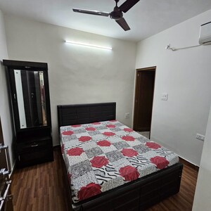 Bedroom in 4 BHK Builder Floor at Pitampura – for Rent