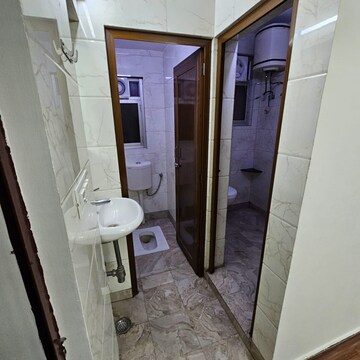 Building Lobby in 4 BHK Builder Floor at Pitampura – for Rent