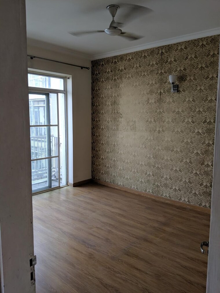 Room, jaypee-greens-pavilion-court 2 Bedroom 1350 Sq.Ft. Apartment In Sector 128 Noida 9581888