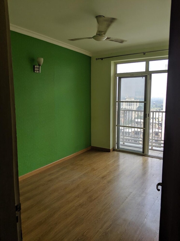 Room, jaypee-greens-pavilion-court 2 Bedroom 1350 Sq.Ft. Apartment In Sector 128 Noida 9581888