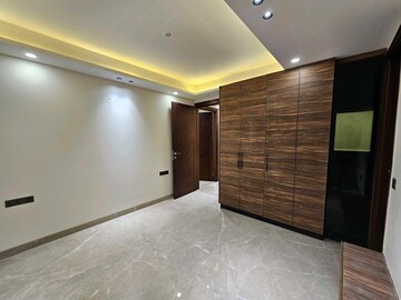 Room in 3 BHK Villa at Vipul World Floors, Sector 48 – for Sale