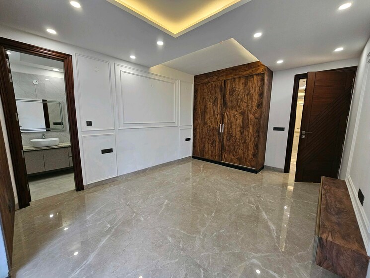 Room, vipul-world-floors 3 Bedroom 192 Sq.Yd. Villa In Sector 48 Gurgaon 9581863