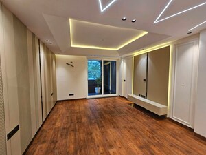 Room in 3 BHK Villa at Vipul World Floors, Sector 48 – for Sale