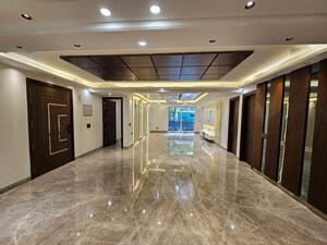 Parking in 3 BHK Villa at Vipul World Floors, Sector 48 – for Sale