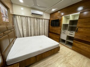 Master Bedroom in 2 BHK Apartment at Shree Shashwat CHS, Mira Road – for Rent