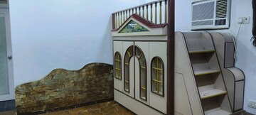  6 BHK Independent House at Andheri West – for Rent