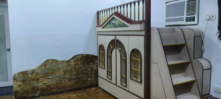 undefined, andheri west 6 Bedroom 1200 Sq.Ft. Independent House In Andheri West Mumbai 9581922