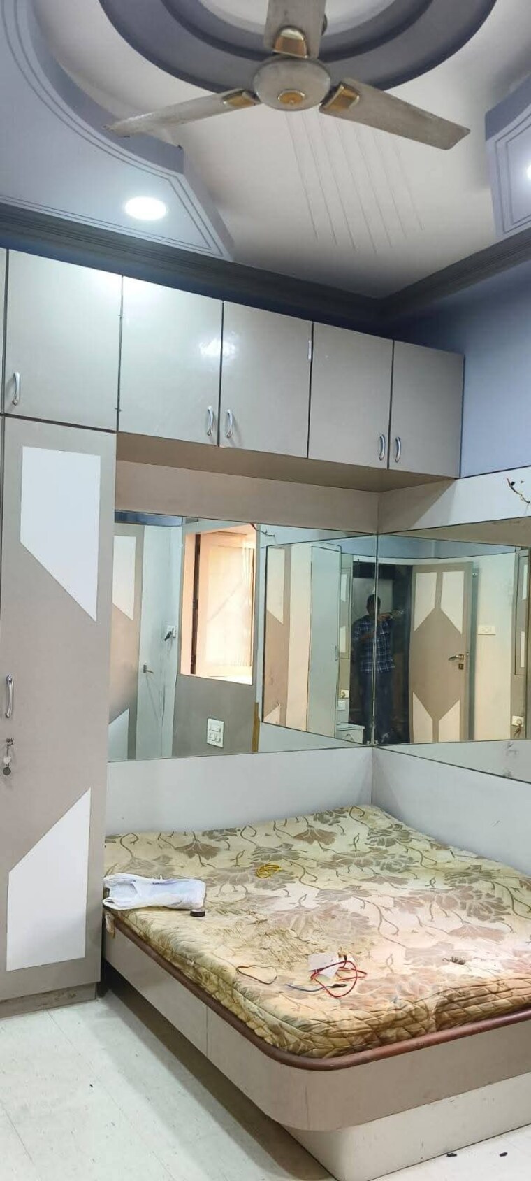 Bedroom, andheri west 6 Bedroom 1200 Sq.Ft. Independent House In Andheri West Mumbai 9581922